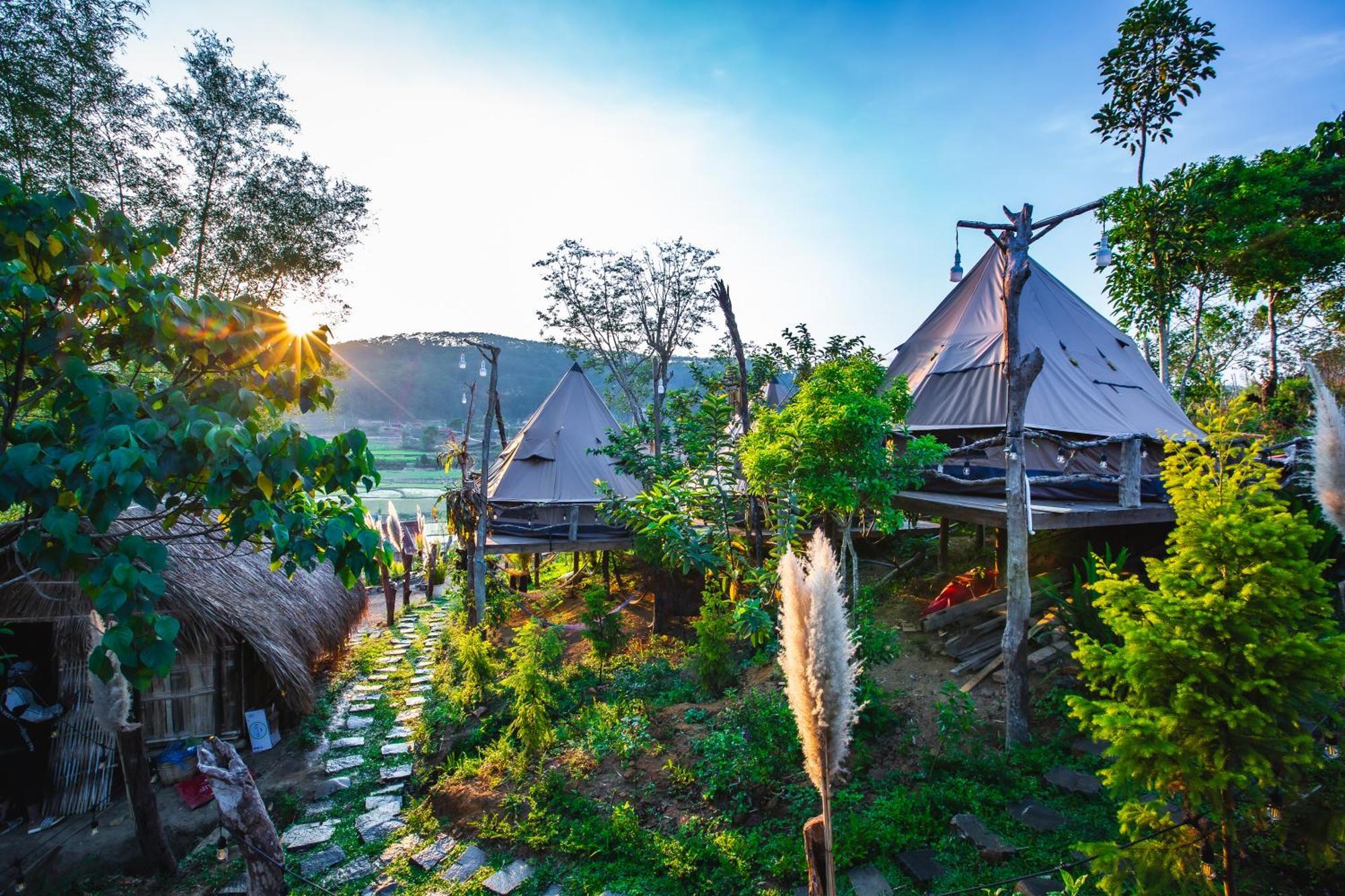 Nha Trong Ban - Homestay Mang Den Kon Von Kla ภายนอก รูปภาพ