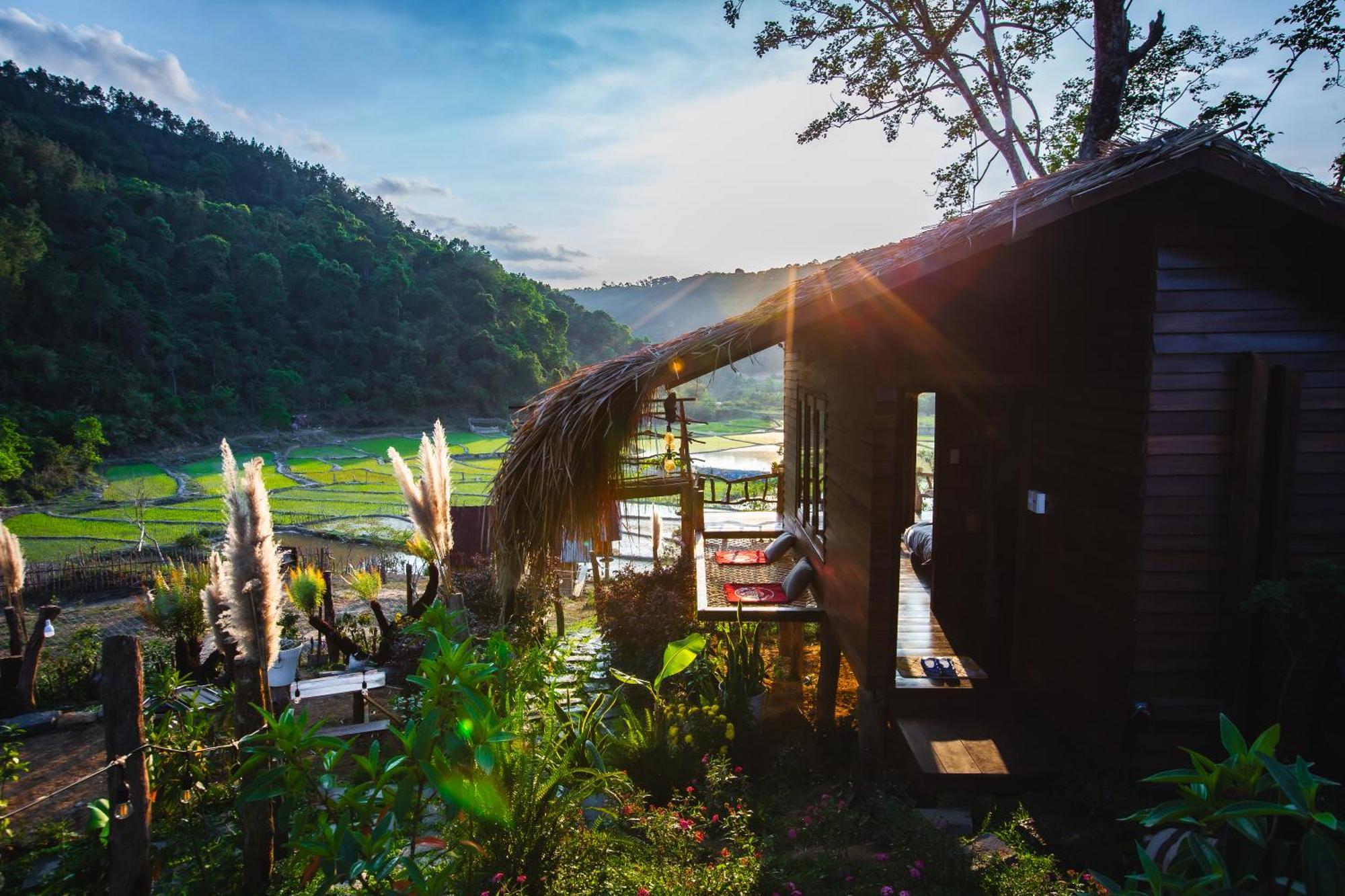 Nha Trong Ban - Homestay Mang Den Kon Von Kla ภายนอก รูปภาพ