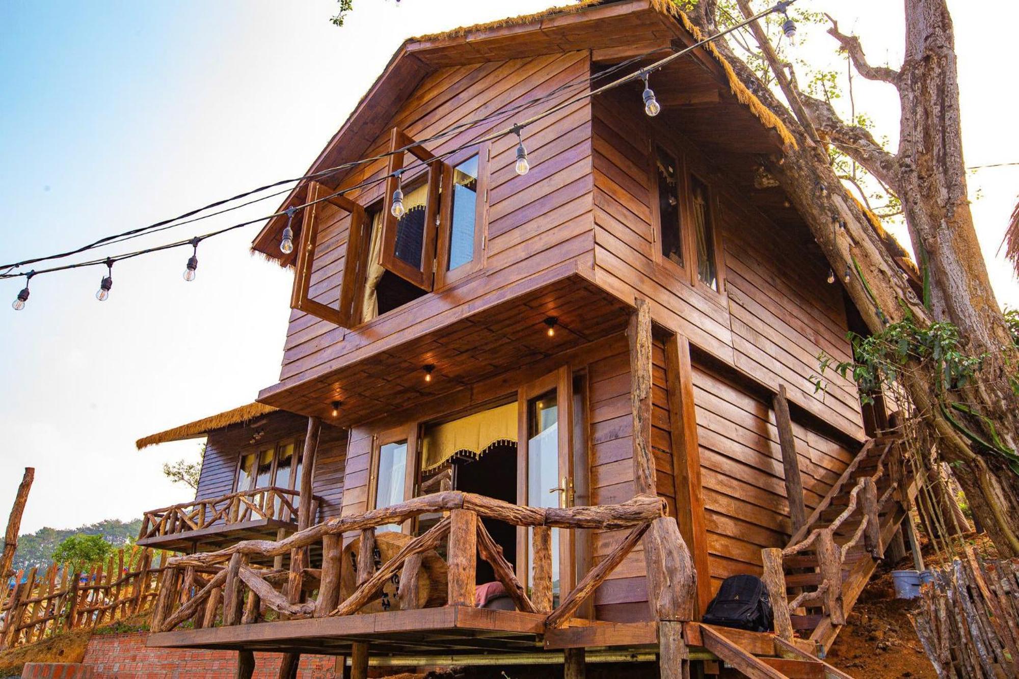Nha Trong Ban - Homestay Mang Den Kon Von Kla ภายนอก รูปภาพ