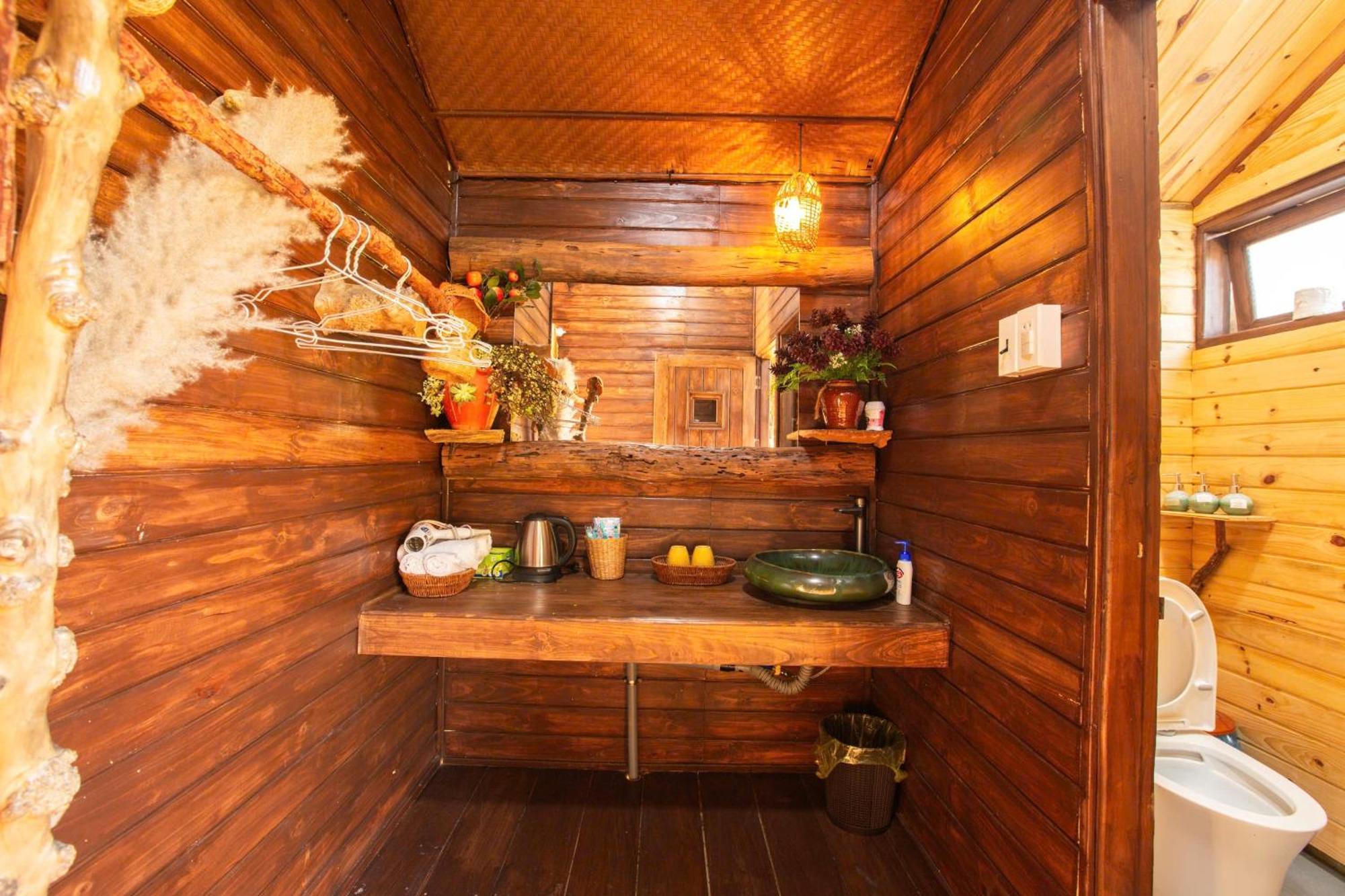 Nha Trong Ban - Homestay Mang Den Kon Von Kla ภายนอก รูปภาพ
